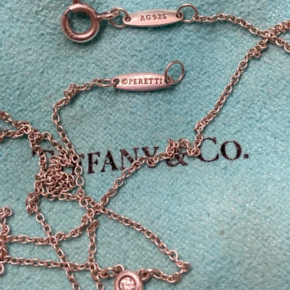 Tiffany’s Elsa Peretti Diamond Pendant - Picture 2 of 3